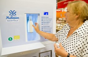FOTOD: Selveri piimaautomaadid lüpsavad välja mahepiima