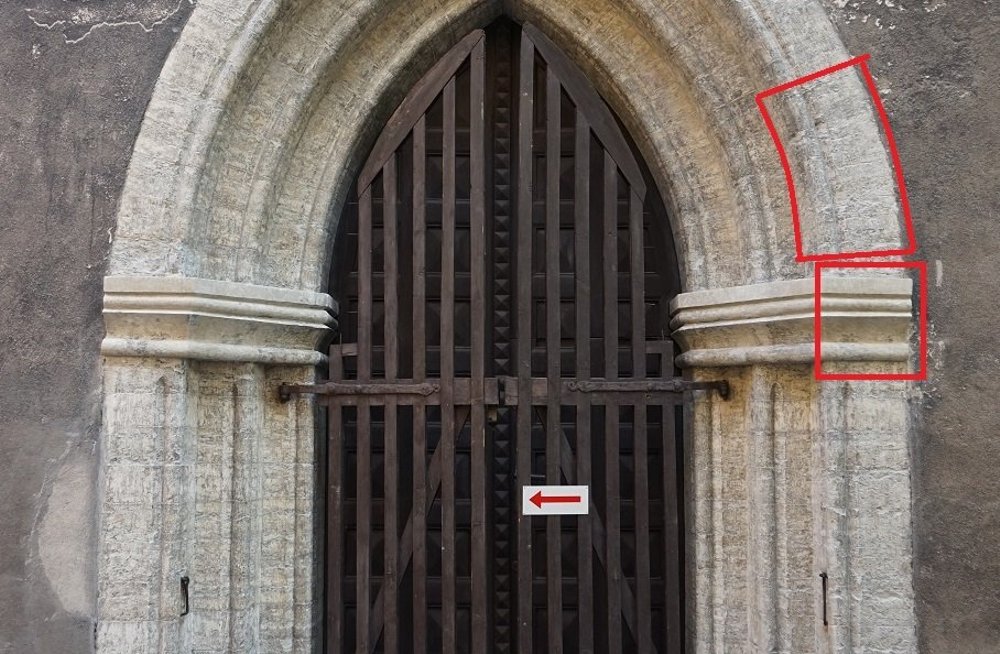 ФОТО | В ходе реставрации церкви Олевисте обнаружены фрагменты средневекового известнякового портала